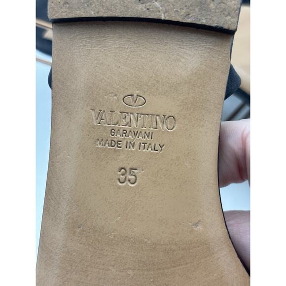 Valentino One Stud Leather Gladiator Sandals Black Leather Size 35 5 Rockstud - Picture 10 of 15